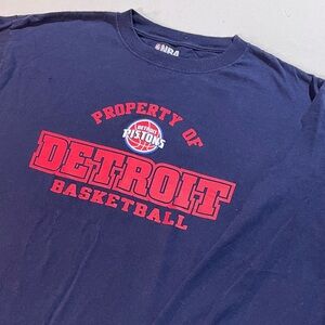 Vintage Y2K NBA Property of Detroit Pistons Basketball Navy long sleeve Tee